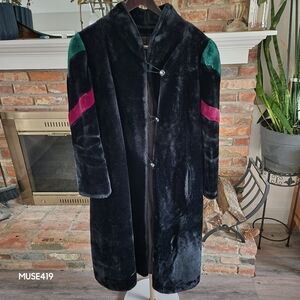 Vintage Full Length Faux Fur Plush Coat w/Color Block USA Made  Black Sz 18.5